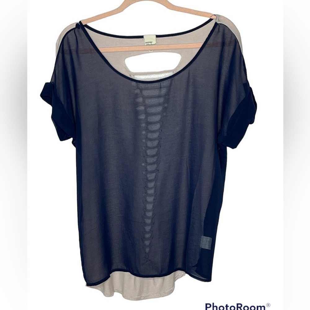 Cover Stitched Sheer Front Top Sz Large